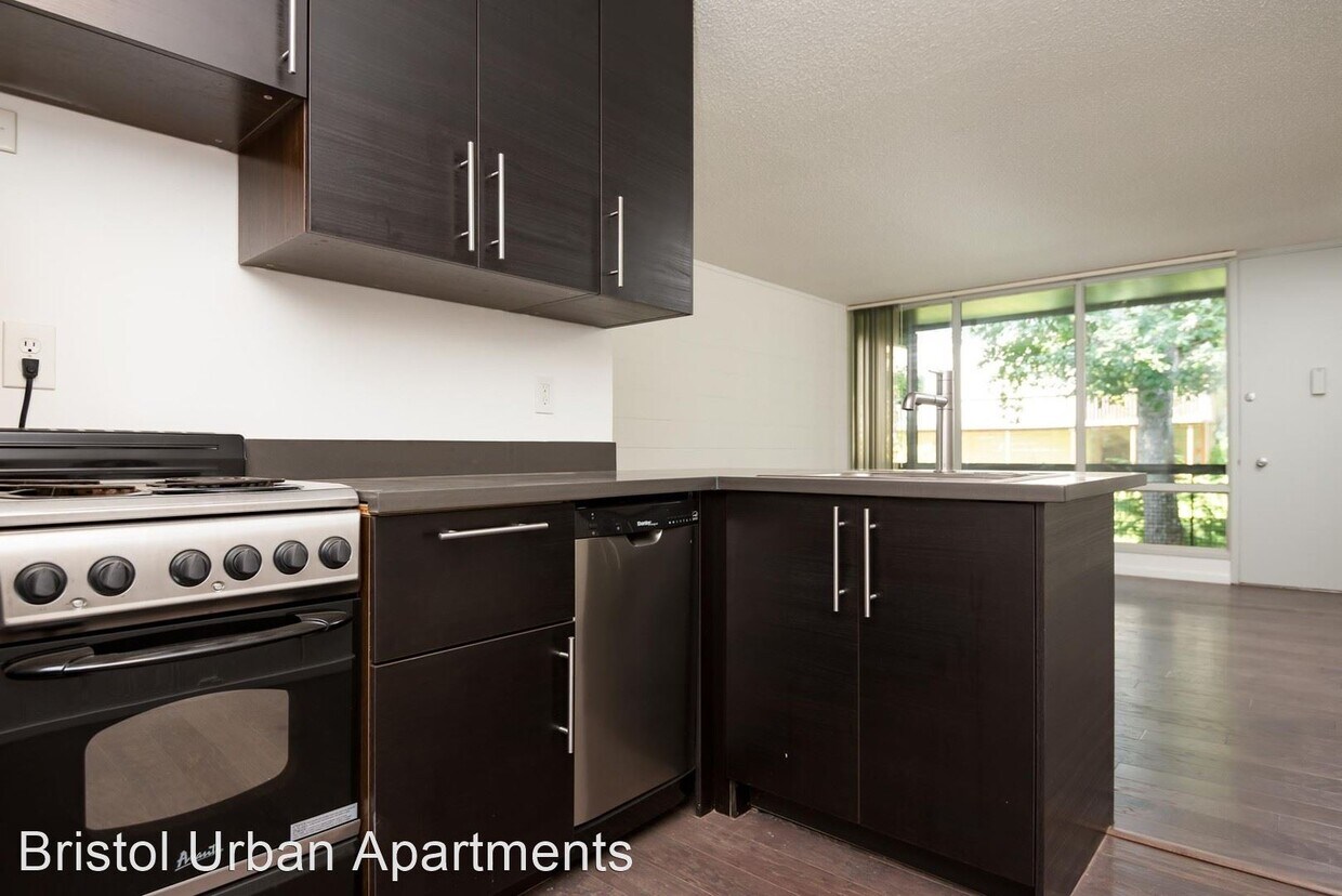 Foto principal - 4926 SW 56th Ave
