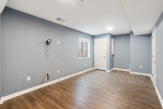 Building Photo - 145 Arbor Trail Dr