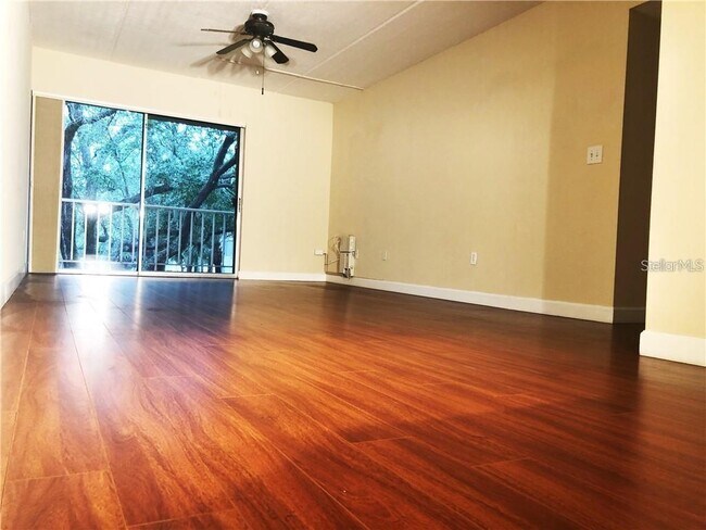 Building Photo - 3325 Bayshore Blvd