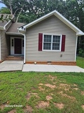 Building Photo - 49 Cook Ln