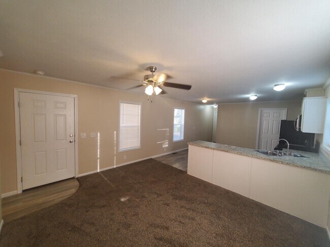 Foto del edificio - 20 Starling Hill Dr