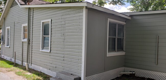 Foto del edificio - 3221 Wimberly St