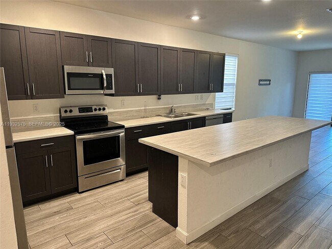 Foto del edificio - 25137 SW 108th Ave