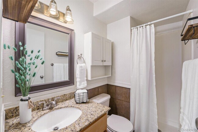 Foto del edificio - 16259 W 10th Ave