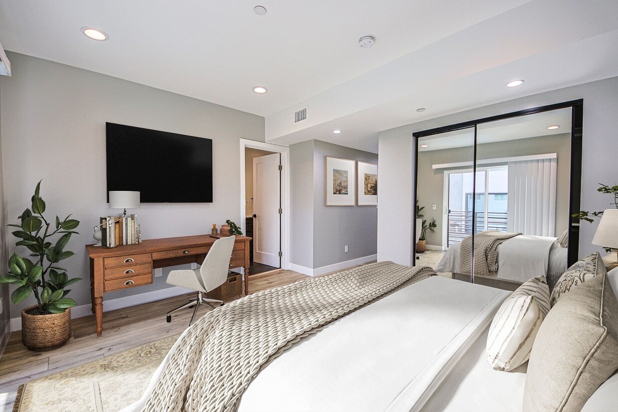 Foto principal - 5355 Lexington Ave