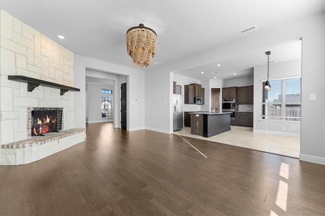 Building Photo - 6320 Starr Dr.