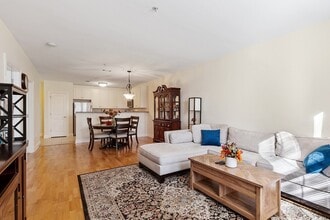 Building Photo - 3 Harvest Dr