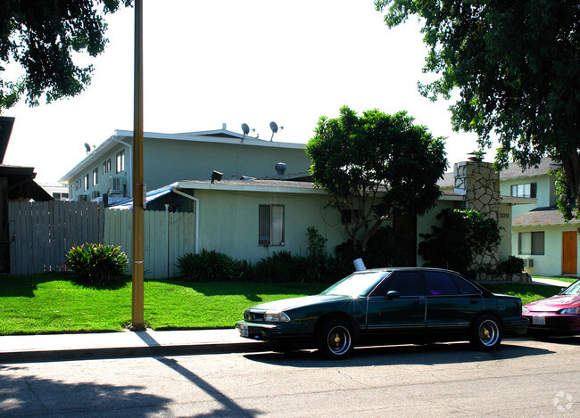 Foto del edificio - 10351 Lehigh Ave