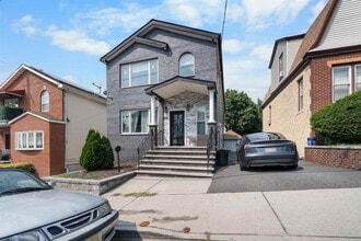 Building Photo - 1300 79th St