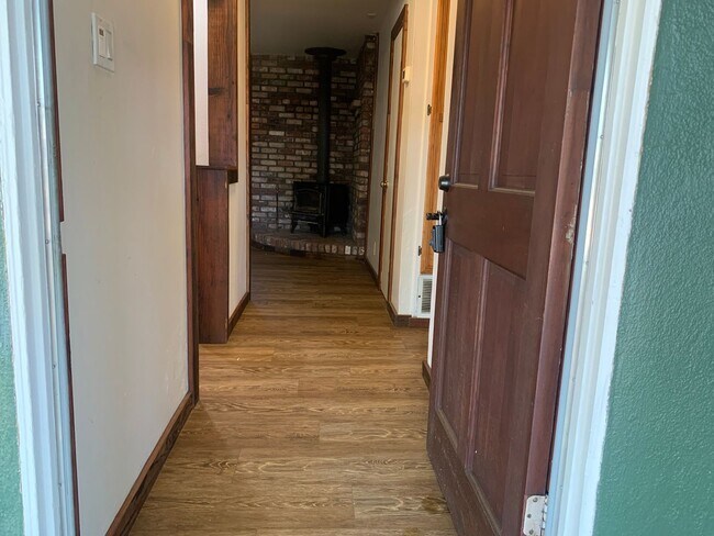 Foto del edificio - Adorable 3 bedroom home with pool and garden
