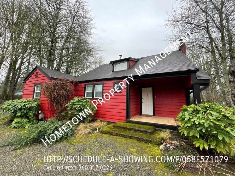 Charming home with remodeled kitchen Ava... House Rental in