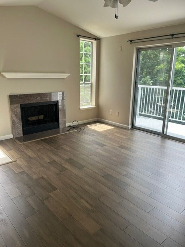 Foto del edificio - 2Bd/1Ba Newcastle Condo