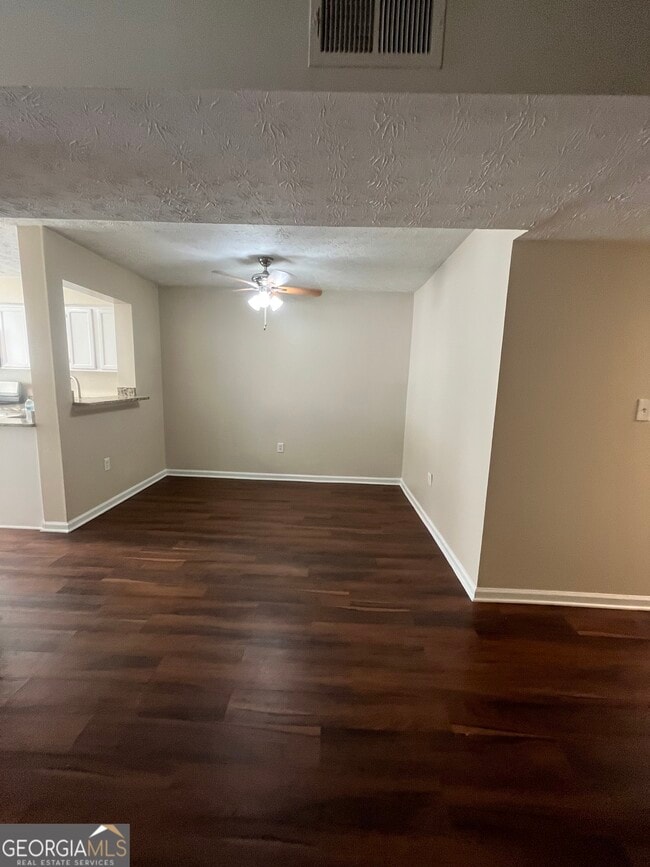Building Photo - 1666 Northridge Dr