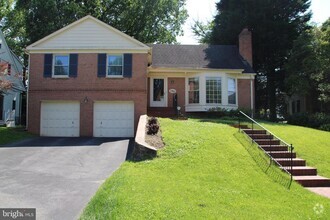 Building Photo - 7310 Durbin Terrace
