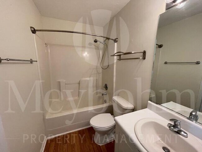 Building Photo - 123 Portofino Lane SW - Portofino Townhomes