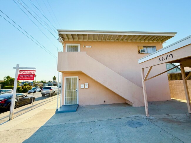 Foto del edificio - 5609 Eagle St
