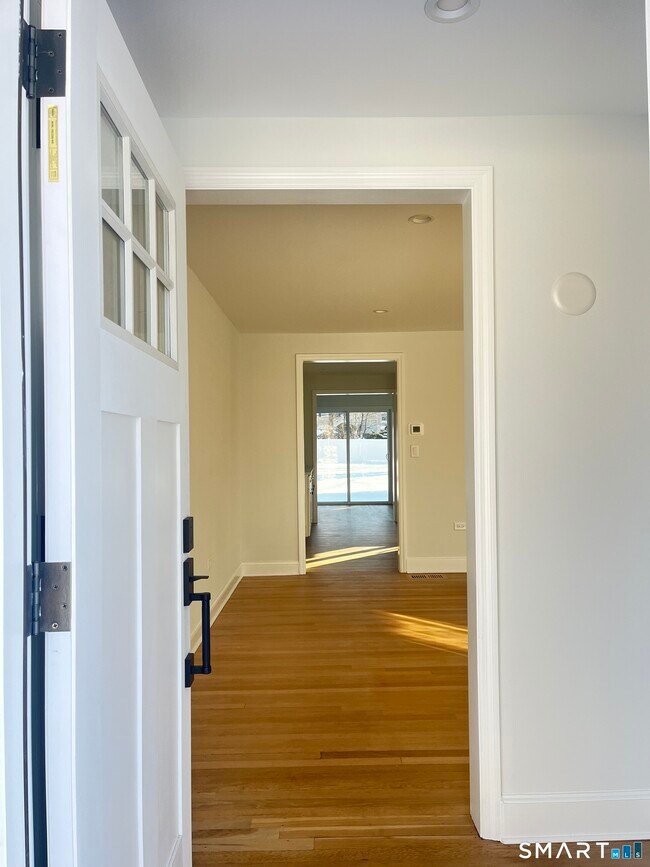 Foto del edificio - 10 Greenwood Ave