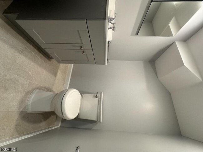 Foto del edificio - 15 Cottage Ln