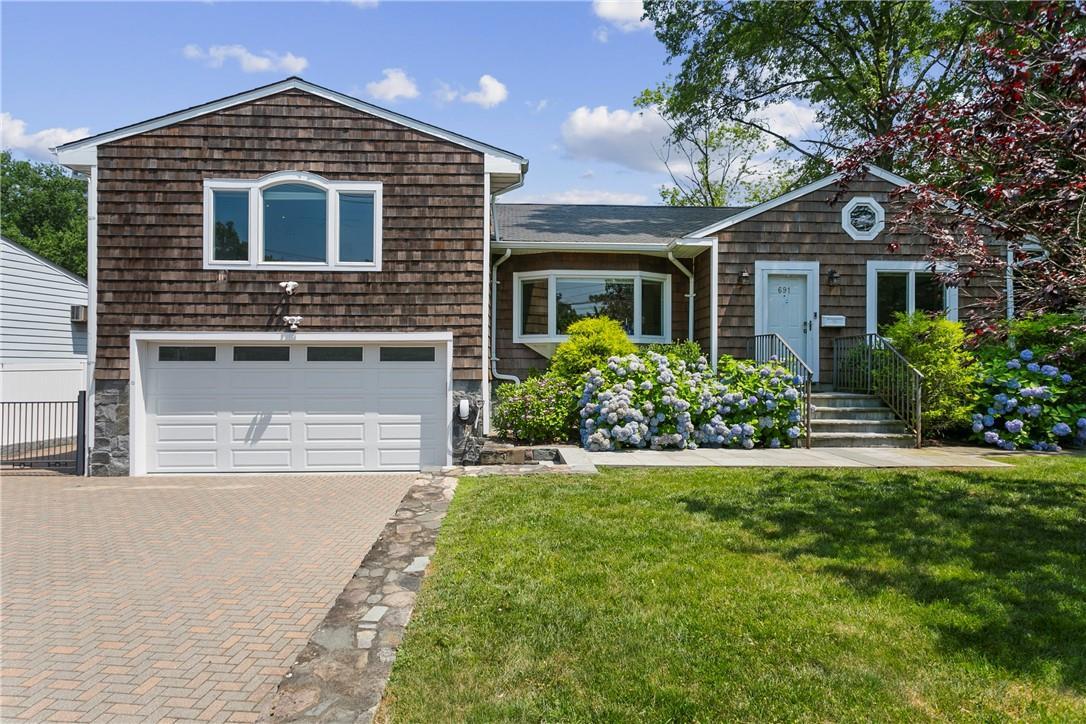 Foto principal - 691 Wilmot Rd