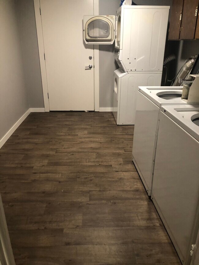 Laundry Room - 504 14th St SE