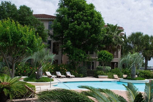 Village on the Lake Apartments Houston, TX
