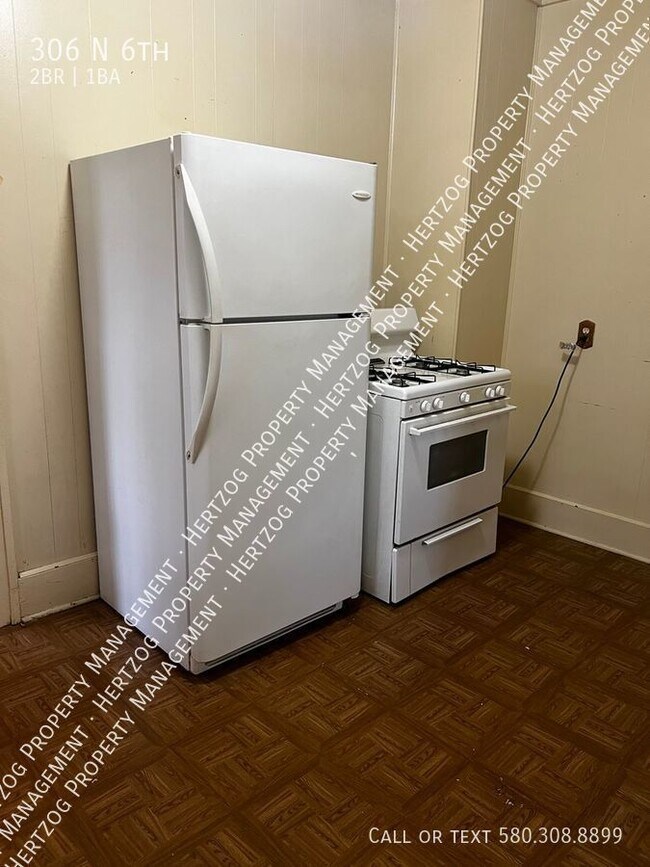 Building Photo - Virtual Tour available now! 2 Bedroom 1 Ba...