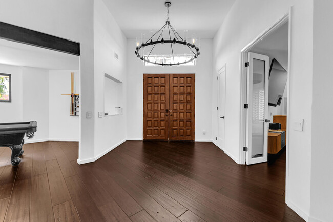 Building Photo - 45680 Vista Dorado Dr