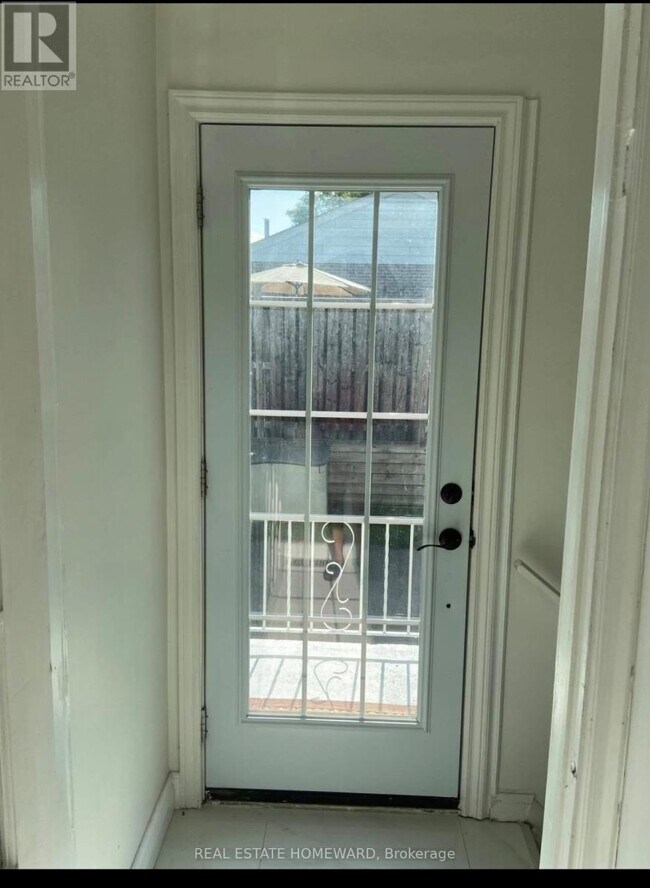 Photo du bâtiment - 184 Avenue Rd
