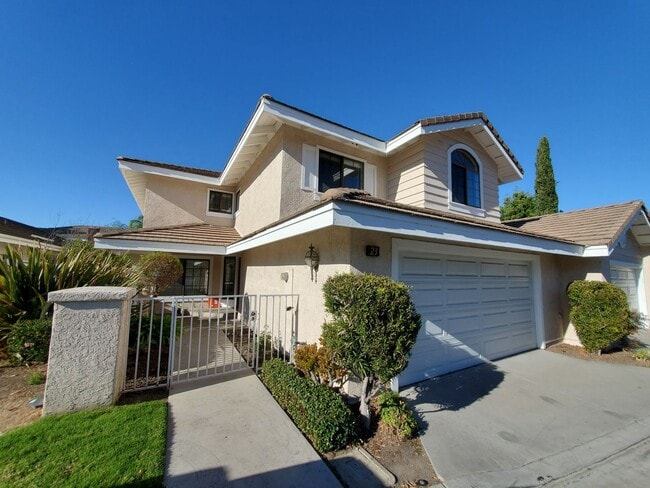 Beautiful Woodbridge/Lakeside Home for Lease! - Beautiful Woodbridge/Lakeside Home for Lease!