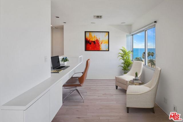 Foto del edificio - 101 California Ave