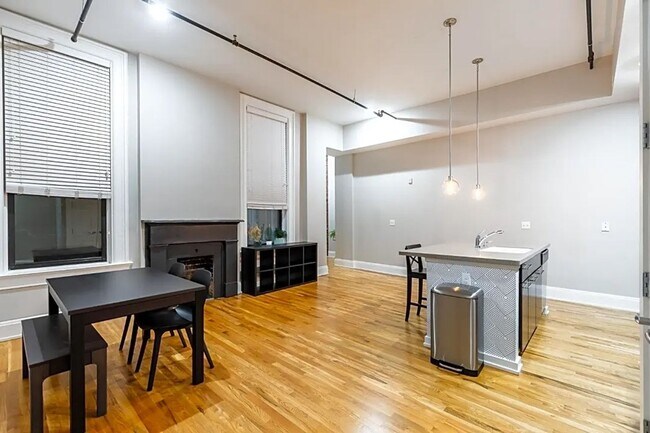 Foto del edificio - 1415 Vine St