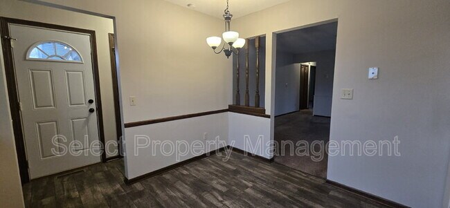 Foto del edificio - 3519 Shoaff Park River Dr