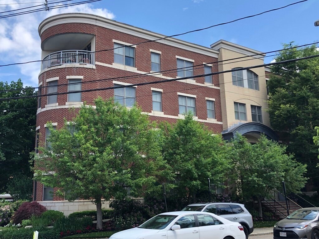 Building Photo - 30 Longwood Ave