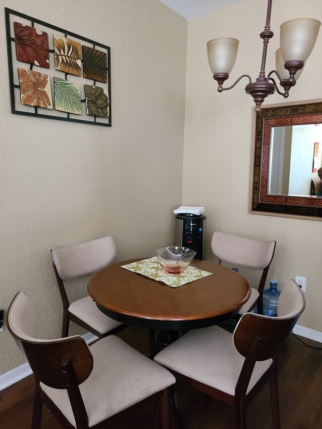 Breakfast room - 858 Grand Regency Pointe