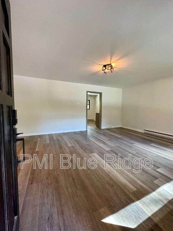 Building Photo - 2028 Arlington Pl