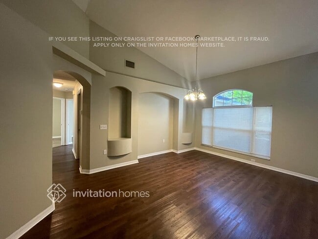 Foto del edificio - 4618 Daventry Pl