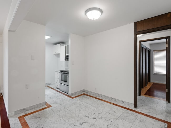 Building Photo - 120 G St