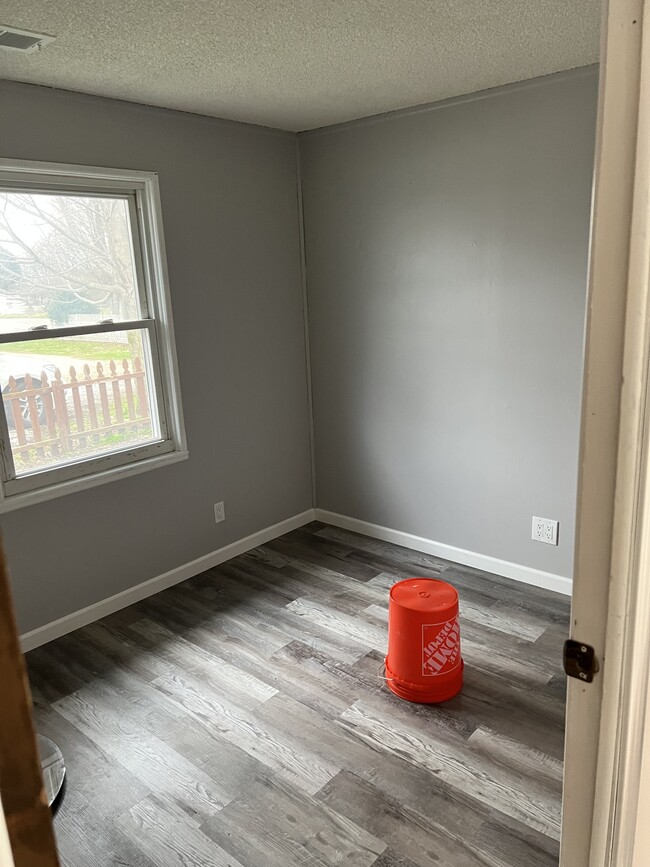 Bedroom 1 - 612 College St
