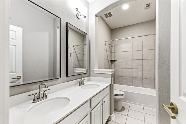 Foto del edificio - 29114 Weldons Forest Ct