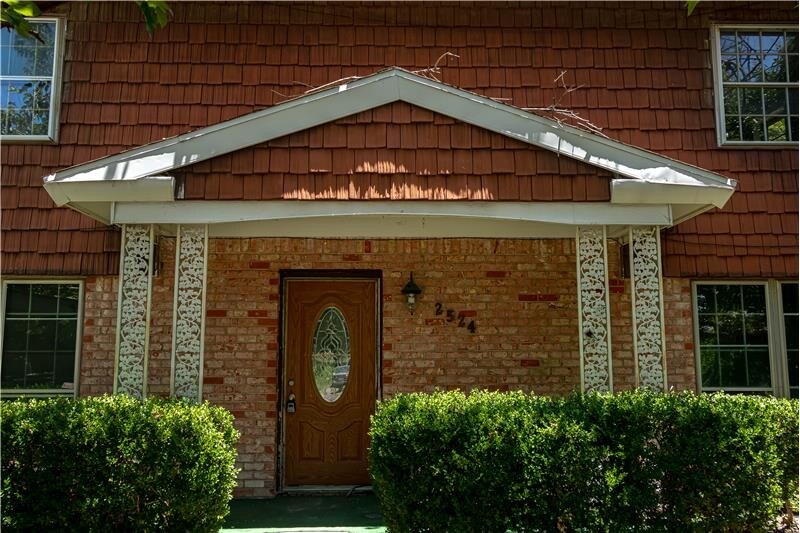Foto principal - 2524 Driftwood St