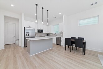 Building Photo - 3444 Bolin Rd