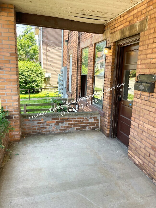 Foto del edificio - 331 W North St