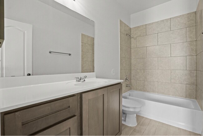 Foto del edificio - 901 Betton Pl