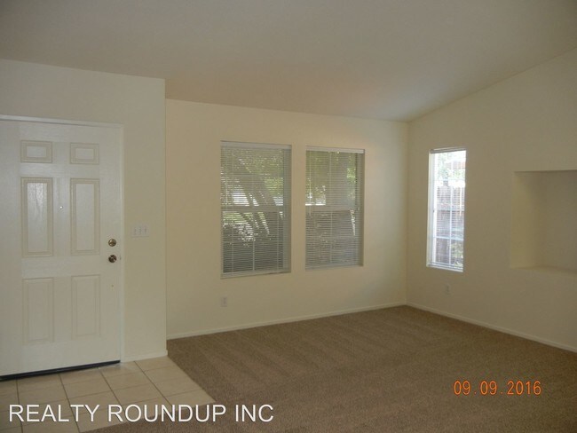 Building Photo - 1129 Amberhill Ave