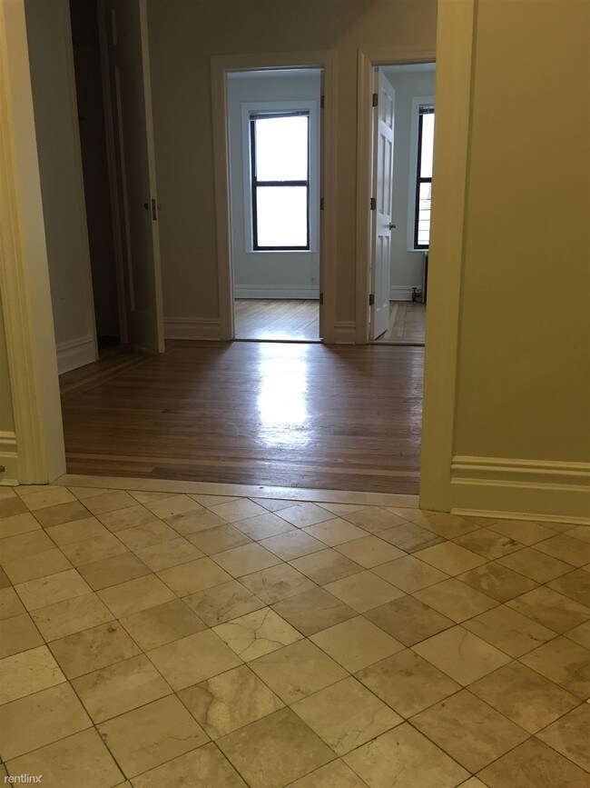 Foto del edificio - 3114 Crescent St