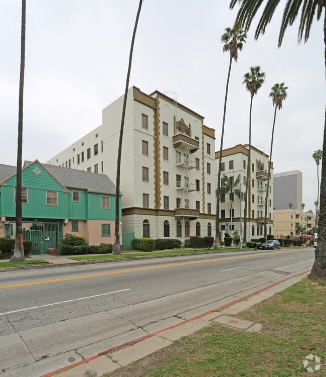 The Oliver Cromwell - 418 S. Normandie Ave.
