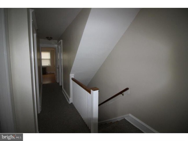 Building Photo - 140 Upland Rd