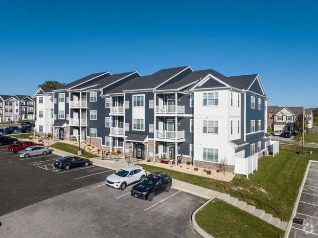 Building Photo - Rowen Place Apartments