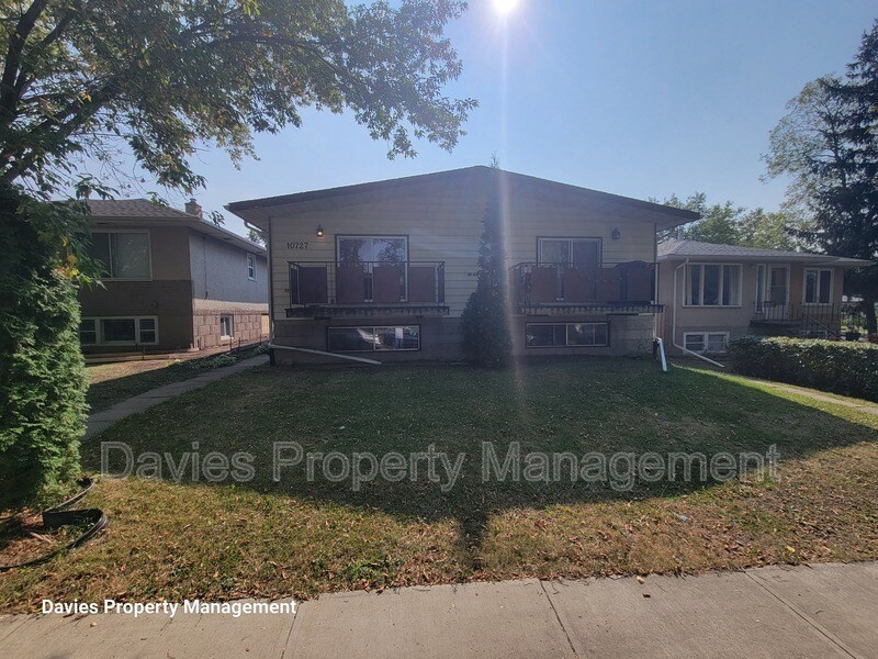 Photo principale - 10727-10764 64 Ave NW