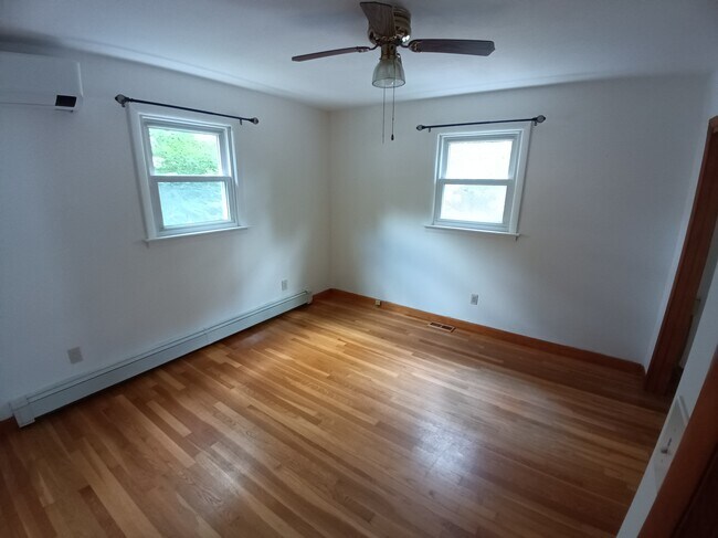 Foto del edificio - 17 Lafrance Ave